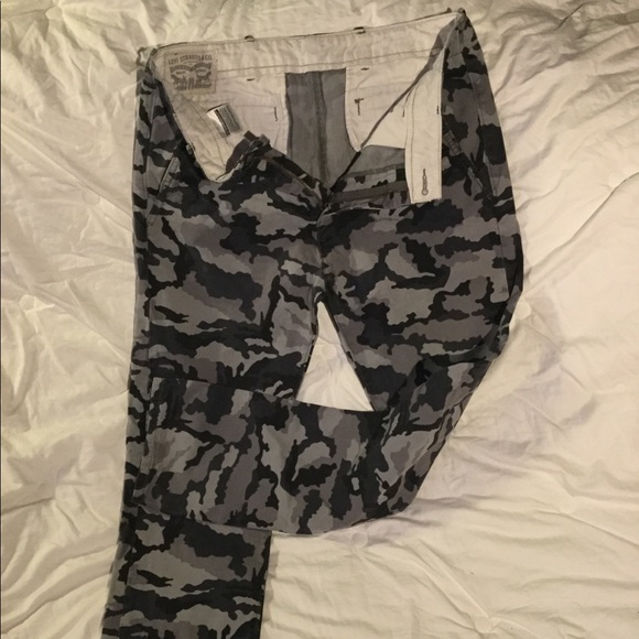 Rare Camo White Tab Levi’s - Picture 1 of 2
